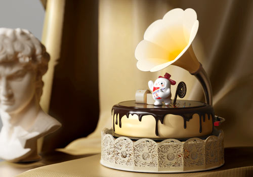 MUSE Advertising Awards - Xiaomao Gramophone Cake Gift Box